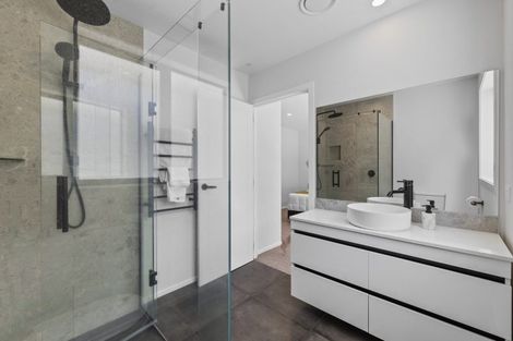 Photo of property in 40 Barrett Road, Whalers Gate, New Plymouth, 4310