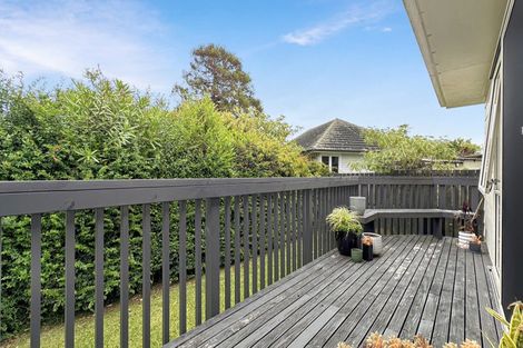 Photo of property in 2/49 Strid Road, Te Atatu South, Auckland, 0610