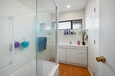 Photo of property in 1/112 Parkhurst Road, Parakai, 0830