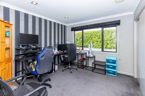 Photo of property in 15 Naomi Place, Cambridge, 3434