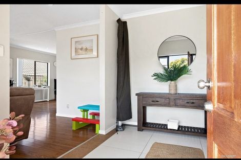 Photo of property in 29 Ranchod Terrace, Pukekohe, 2120