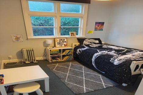 Photo of property in 22 Lerwick Terrace, Melrose, Wellington, 6023