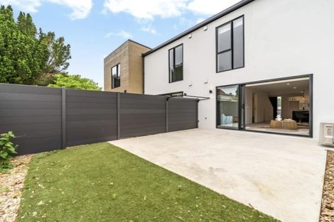 Photo of property in 43 Pipi Place, Levin, 5510