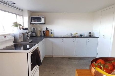 Photo of property in 4 Speedy Crescent, Hillcrest, Auckland, 0627