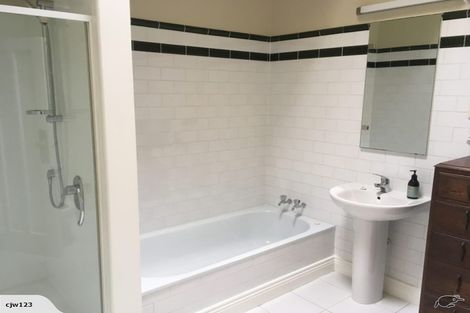 Photo of property in 179 Glenmore Street, Kelburn, Wellington, 6012