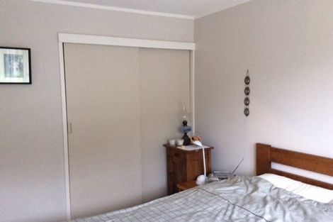 Photo of property in 1 Seagull Place, Whitby, Porirua, 5024