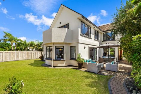 Photo of property in 15 Cellarmans Street, Te Atatu Peninsula, Auckland, 0610