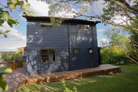 Photo of property in 2/15b Nandana Drive, Glen Eden, Auckland, 0602