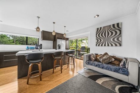 Photo of property in 195a Browns Bay Road, Browns Bay, Auckland, 0630
