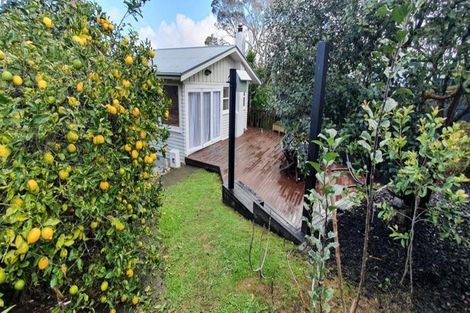 Photo of property in 2/34 Valley View Road, Glenfield, Auckland, 0629