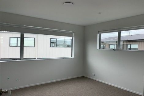 Photo of property in 4 Kawe Marie Lane, Takanini, 2112