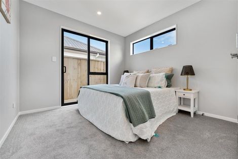 Photo of property in 34 Whakairo Crescent, Gulf Harbour, Whangaparaoa, 0930