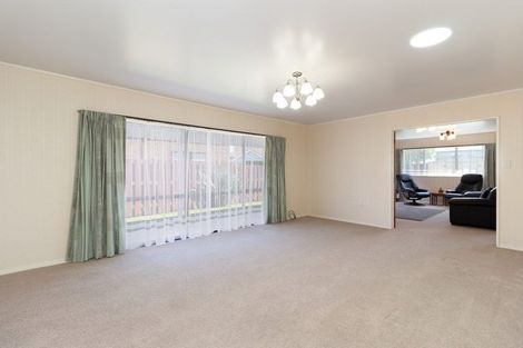 Photo of property in 8 Oak Place, Whakatane, 3120