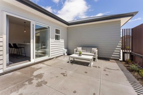 Photo of property in 6a Elm Street, Ebdentown, Upper Hutt, 5018