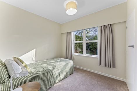 Photo of property in 26 Walton Avenue, Waikanae, 5036
