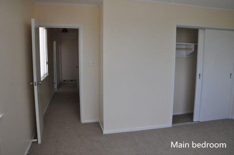 Photo of property in 9 Statesman Street, Henderson, Auckland, 0612