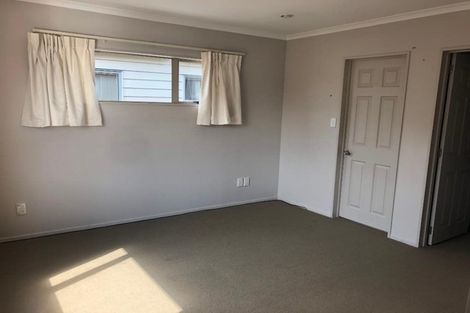 Photo of property in 13 Bushpark Place, Flat Bush, Auckland, 2016