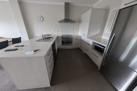 Photo of property in The Strand, 5/16 Ronald Street, Strandon, New Plymouth, 4312