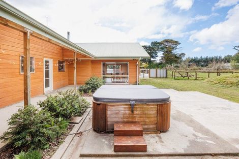 Photo of property in 440 Stoney Creek Road, Kelvin Grove, Palmerston North, 4470