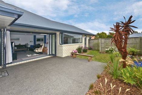 Photo of property in 14 Delta Way, Woolston, Christchurch, 8023