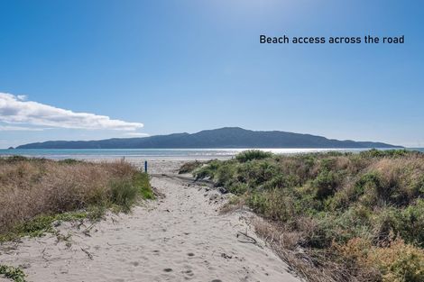 Photo of property in 64 Manly Street, Paraparaumu Beach, Paraparaumu, 5032