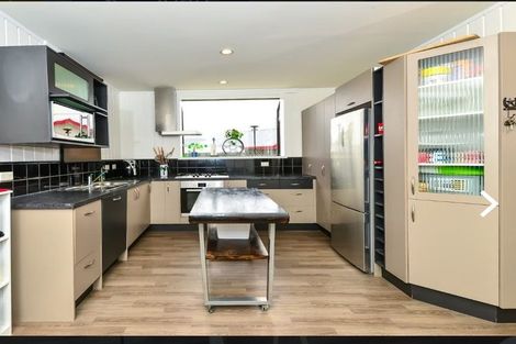 Photo of property in 50 Poaka Avenue, Dinsdale, Hamilton, 3204