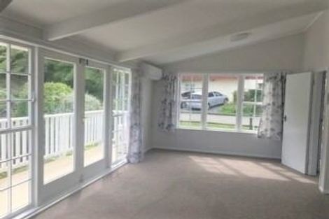 Photo of property in 77a Chamberlain Road, Karori, Wellington, 6012