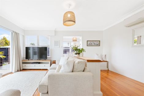 Photo of property in 671 Te Atatu Road, Te Atatu Peninsula, Auckland, 0610