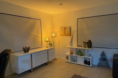 Photo of property in 1 Irongate Avenue, Ranui, Auckland, 0612