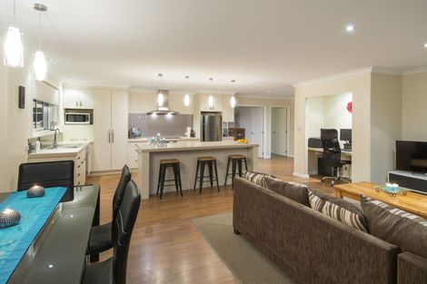 Photo of property in 12 Kereru Place, Pyes Pa, Tauranga, 3112