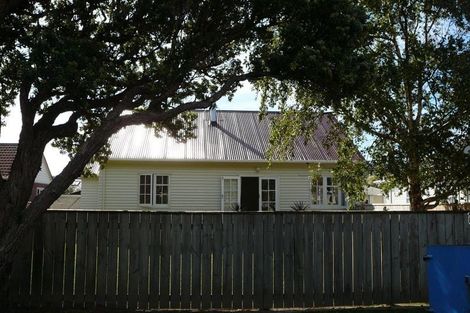 Photo of property in 63 Trafalgar Street, Waterloo, Lower Hutt, 5011