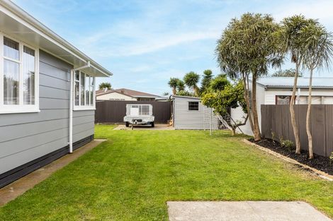 Photo of property in 10 Wallis Place, Onekawa, Napier, 4110