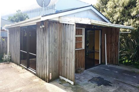 Photo of property in 25 Garelja Road, Henderson, Auckland, 0612
