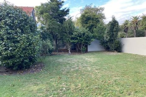 Photo of property in 299 Fitzherbert Avenue, West End, Palmerston North, 4410