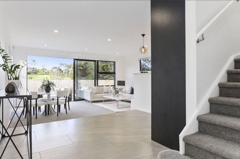 Photo of property in 15d/2 Verran Road, Birkenhead, Auckland, 0626