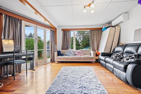 Photo of property in 1 Inverness Avenue, Hamilton East, Hamilton, 3216