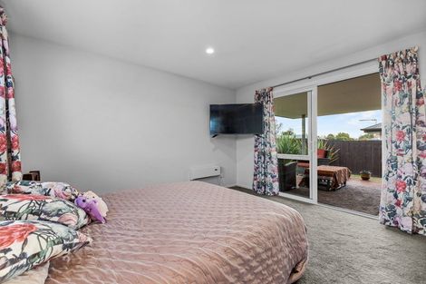 Photo of property in 14 Shortland Street, Wainoni, Christchurch, 8061