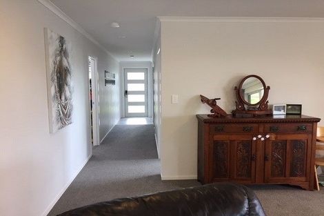 Photo of property in 3 Antrim Glade, Welcome Bay, Tauranga, 3175