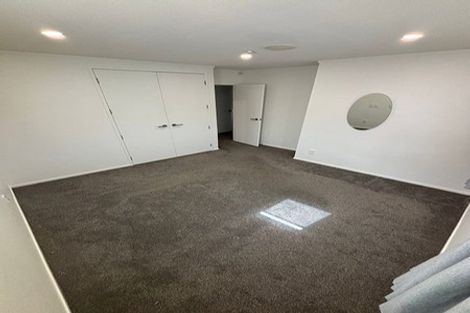 Photo of property in 5 Strid Road, Te Atatu South, Auckland, 0610