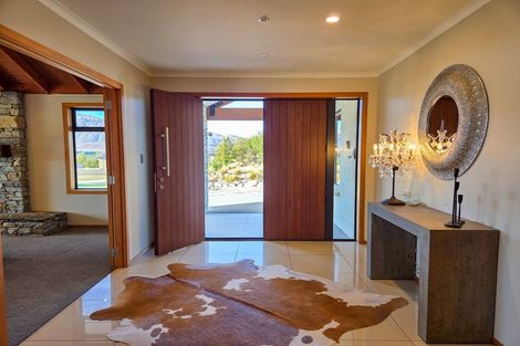 Photo of property in 2 Walter Black Place, Lake Tekapo, 7999