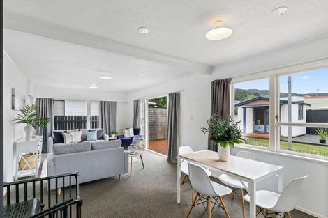 Photo of property in 8 Karamea Grove, Wainuiomata, Lower Hutt, 5014