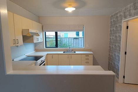Photo of property in 2/990 High Street, Avalon, Lower Hutt, 5011
