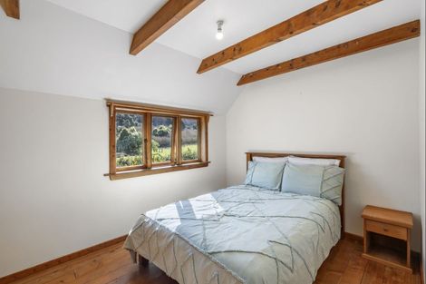 Photo of property in 9 Harmans Track, Little River, 7591