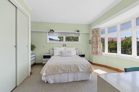Photo of property in 6 French Street, Moturoa, New Plymouth, 4310