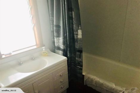 Photo of property in 137 Seabrook Avenue, New Lynn, Auckland, 0600