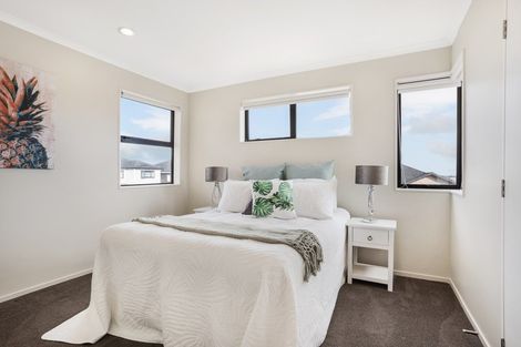 Photo of property in 11 Evelina Lane, Flat Bush, Auckland, 2019