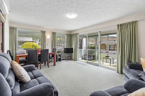 Photo of property in 46f1 Oxford Street, Tawa, Wellington, 5028