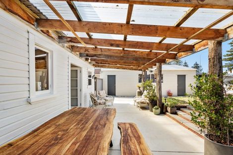 Photo of property in 6 Te Awa Avenue, Te Awa, Napier, 4110