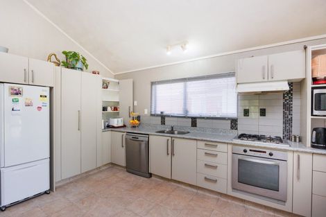 Photo of property in 54 Roy Street, Palmerston North, 4410
