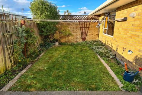 Photo of property in 11 Howe Street, New Brighton, Christchurch, 8083